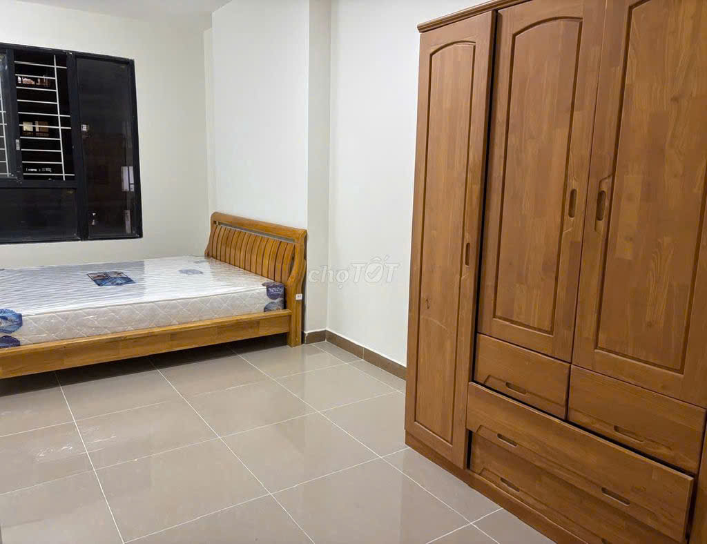 CHO THUÊ CHCC ĐỨC KHẢI 2 PHÒNG 90M2,ĐẦY ĐỦ TIỆN NGHI, DỌN ĐẾN Ở NGAY
 15980098