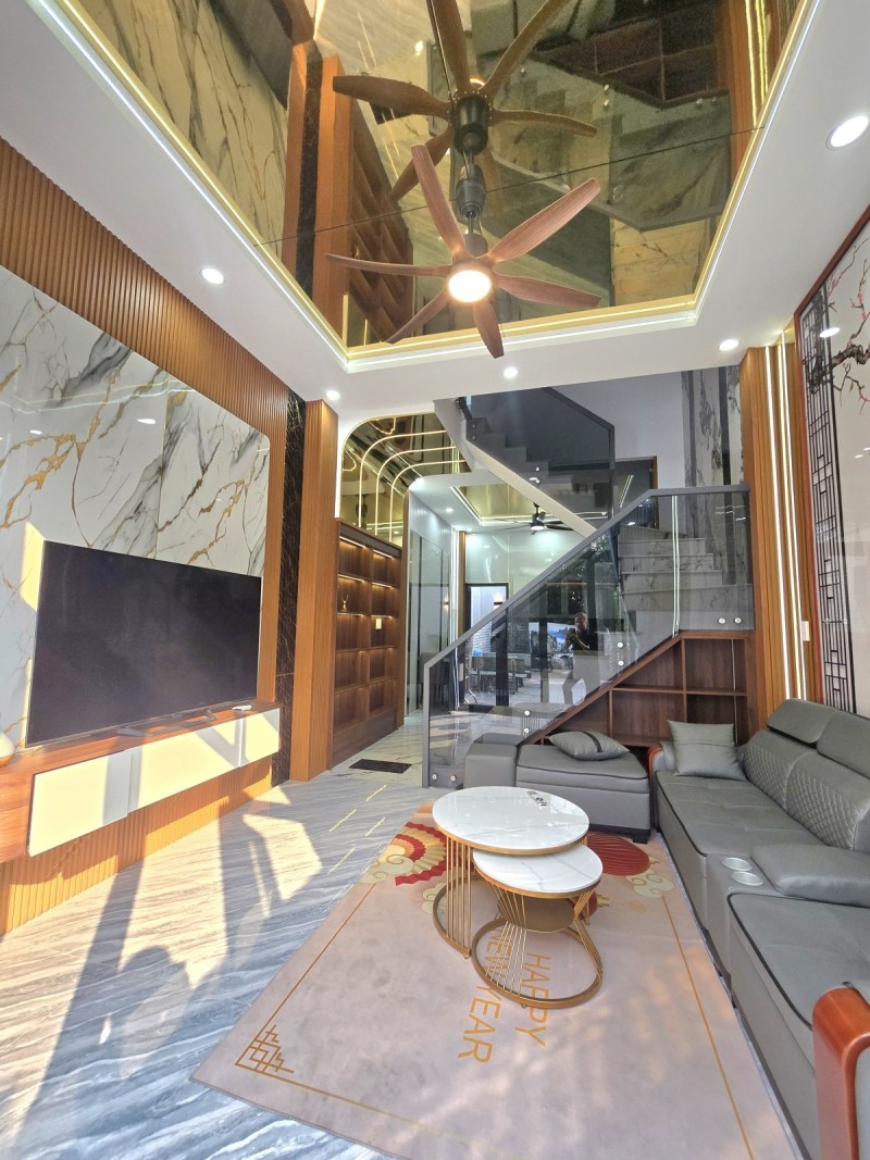 Bán nhà  Tỉnh lộ 43, Tam Bình, Thủ Đức, TP HCM. DT 70m2, 4PN, SH, 6.1 tỷ - 0933125879 15980101