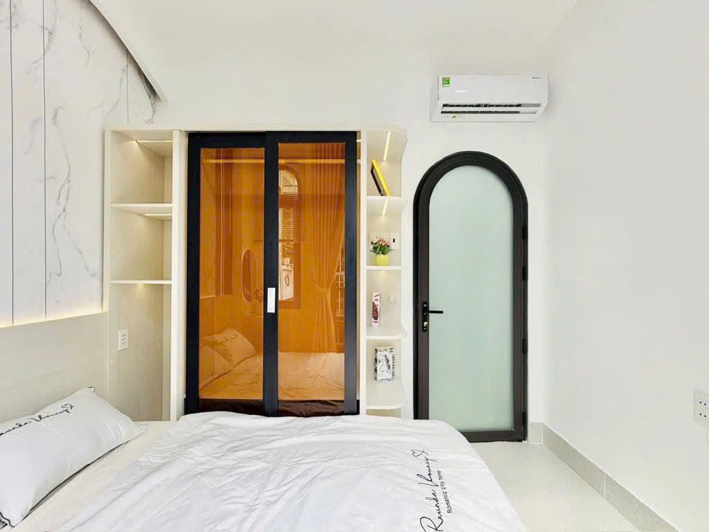 NHÀ ĐẸP- HIẾM- PHAN HUY ÍCH- 5 TẦNG- TIỆN ÍCH 15980105