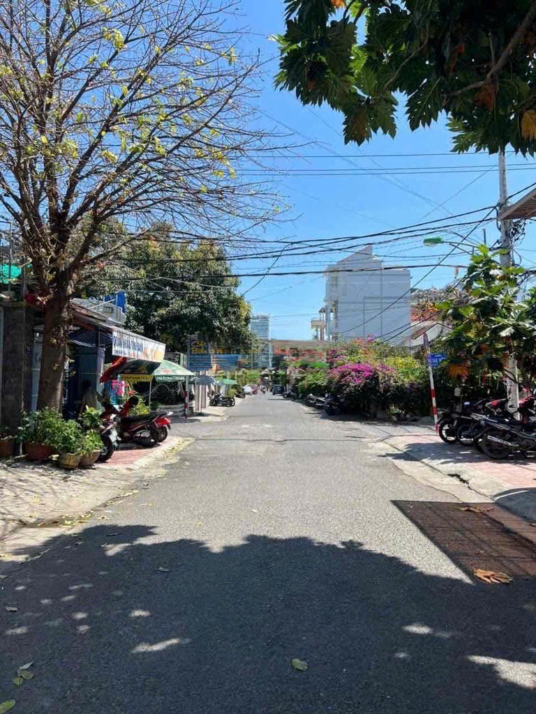 BÁN NHÀ KHU BÀN CỜ PHƯỚC HÒA – ĐƯỜNG NHỊ HÀ, NHA TRANG – NGANG NỞ HẬU 11,2M 15980150