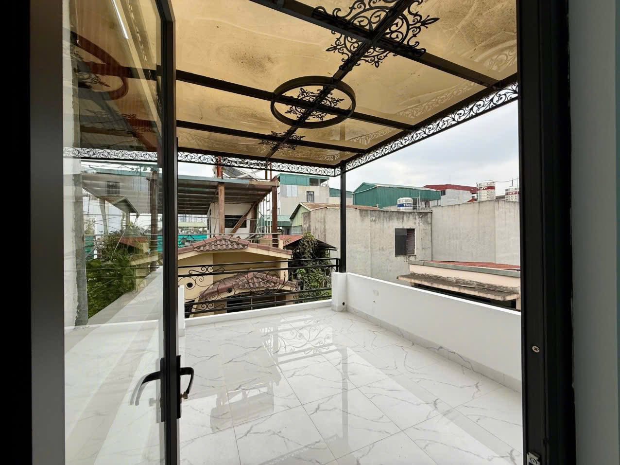 Bán nhà xây mới 6 tầng thang máy Cát Linh, Đống Đa, ngõ nông, hai thoáng, 47m, 13.5 tỷ 15980151