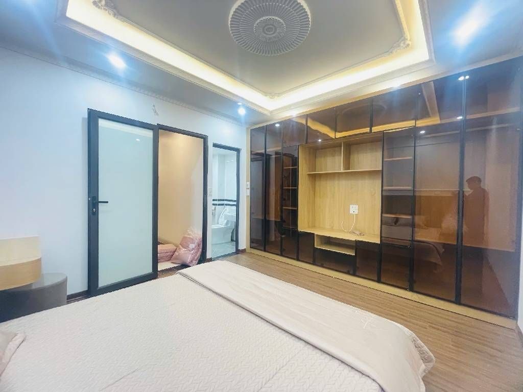 Bán nhà đẹp Việt Hưng- Ô tô- Gara- Thang Máy- 50m 6tầng 11,5 tỷ (TL) 15980201