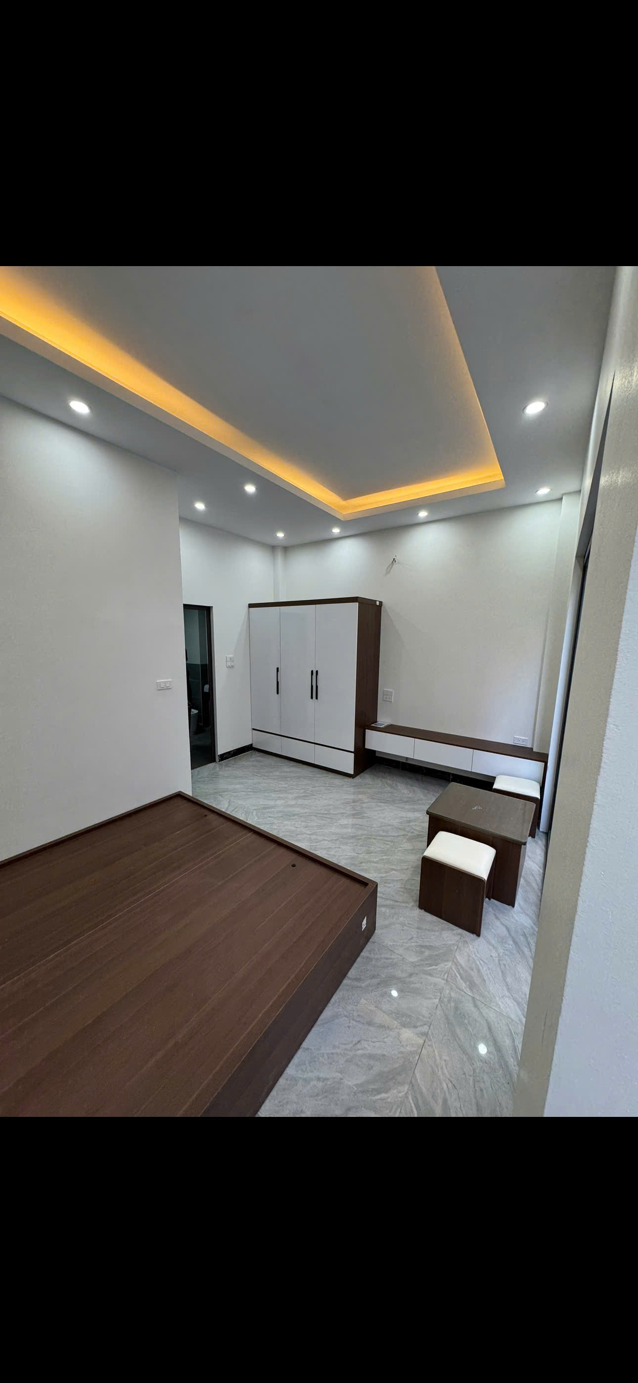  Chính Chủ 2 Nhà 5 tầng mới xây 10m ra oto full nội thất tại VẠN PHÚC 15980221