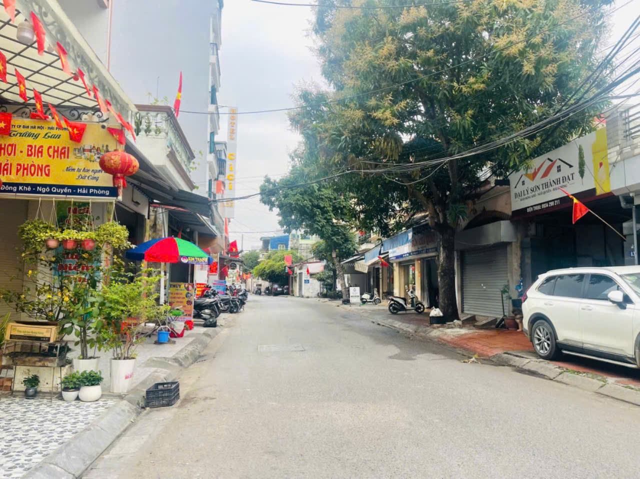 Nhà mặt đường Đông Khê - 61m 4 tầng - vị trí đẹp - Mặt tiền 4.5m 15980222