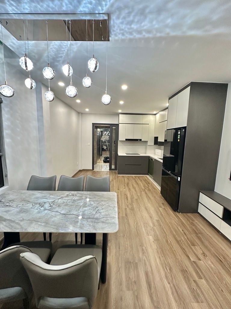 kim mã DT 40m x6 tầng thang máy,lô góc,10m ra mặt phố giá 16,5 tỷ 15980224