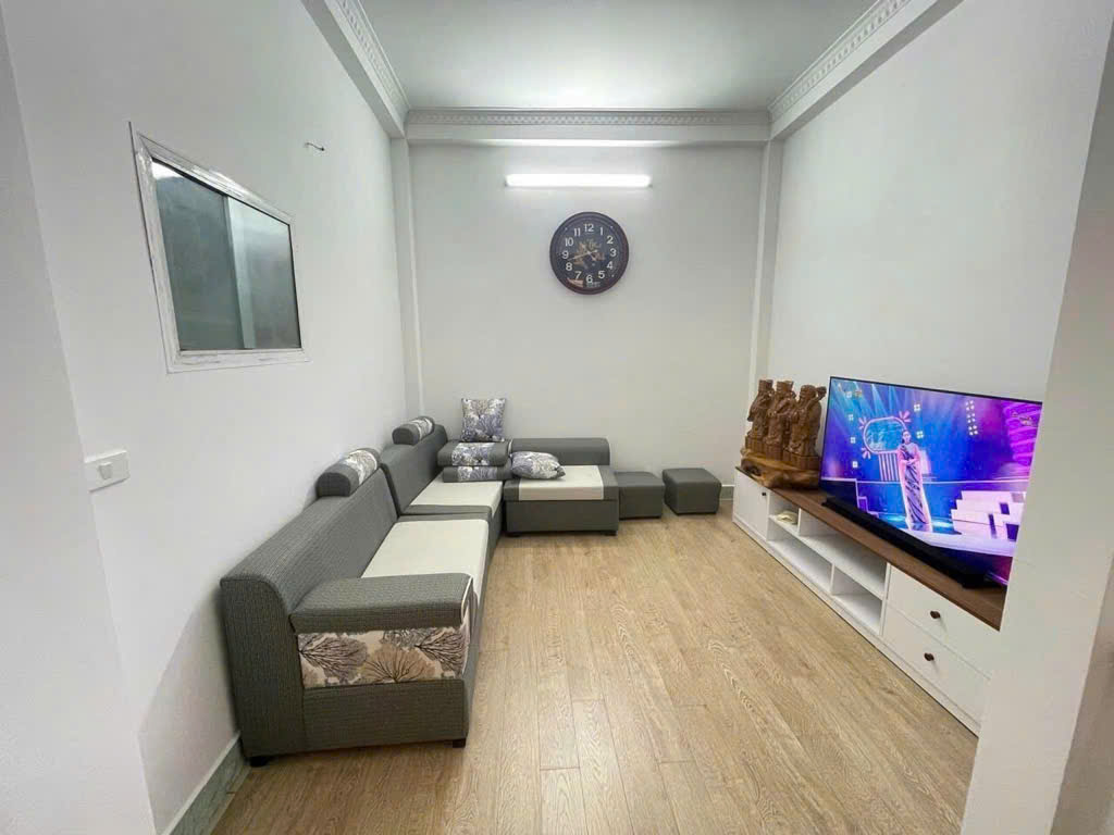 Bán gấp giá rẻ chung cư Mai Hương 60m, Tầng 5, mặt tiền 4m, 2.65 tỷ Bạch Mai, Hai Bà Trưng. 15980292