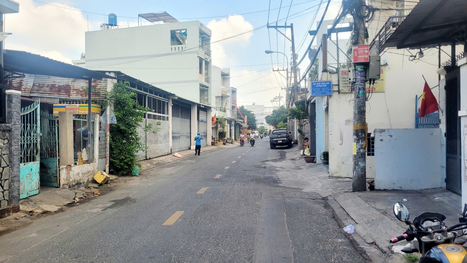 MẶT TIỀN VIP ĐÔNG HƯNG THUÂN NHÀ C4 SÁT SONG HÀNH
NGANG KHỦNG 7.4M-NỞ HẬU ĐẸP 8.5 M.CN: 254M2 15980326