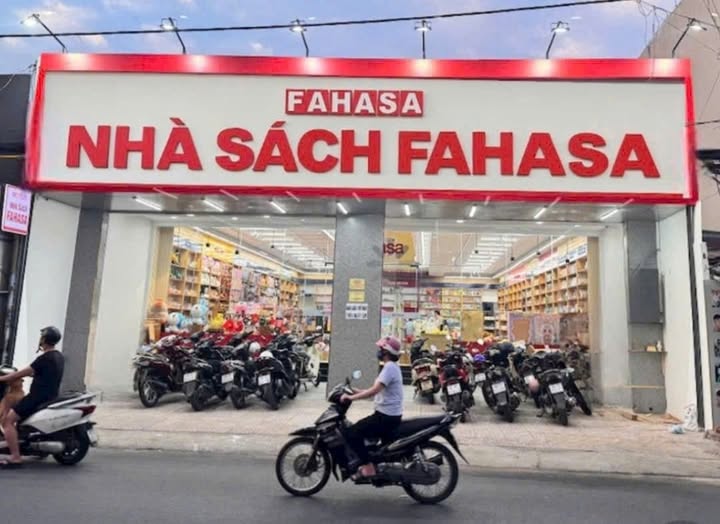 Bán nhà mặt tiền 10x48m giá 32,9 tỷ Đường Nguyễn Thị Sóc 15980330