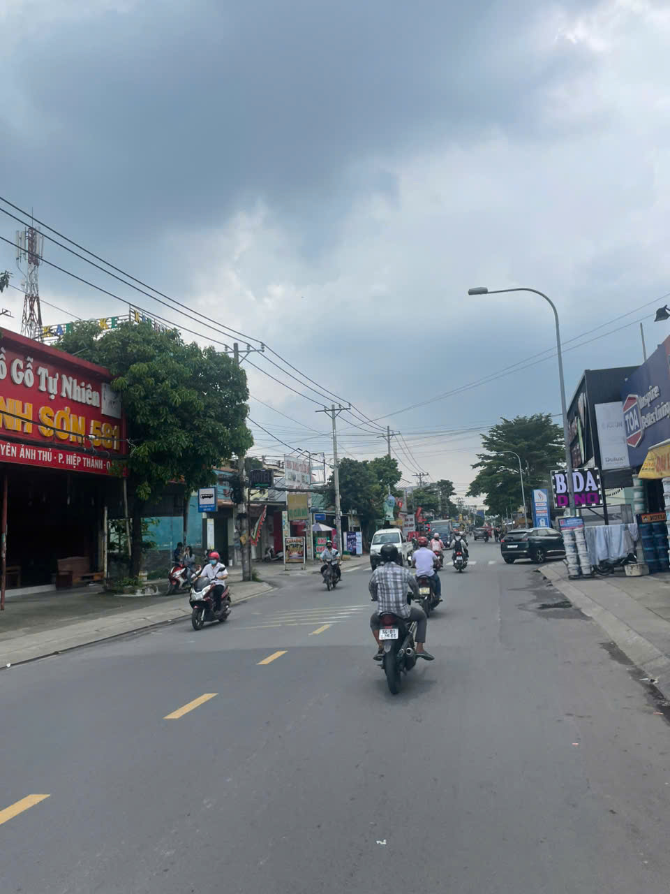 Bán nhà mặt tiền 1 tệt 2 lầu 4,5x34m giá 13,9 tỷ Đường Nguyễn Ảnh Thủ 15980343