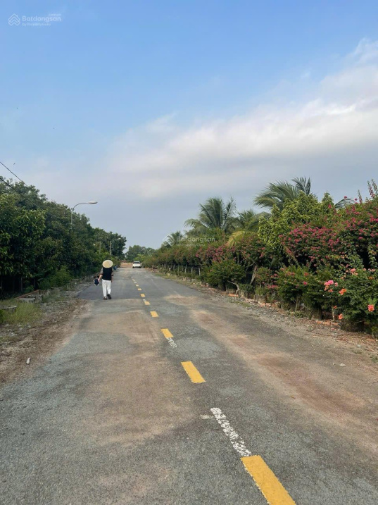 - BÁN đất Vừa MT sông SG  và MT rạch rất đẹp thoáng mát  thuộc Xã Trung An, Chủ Chi. 15980349