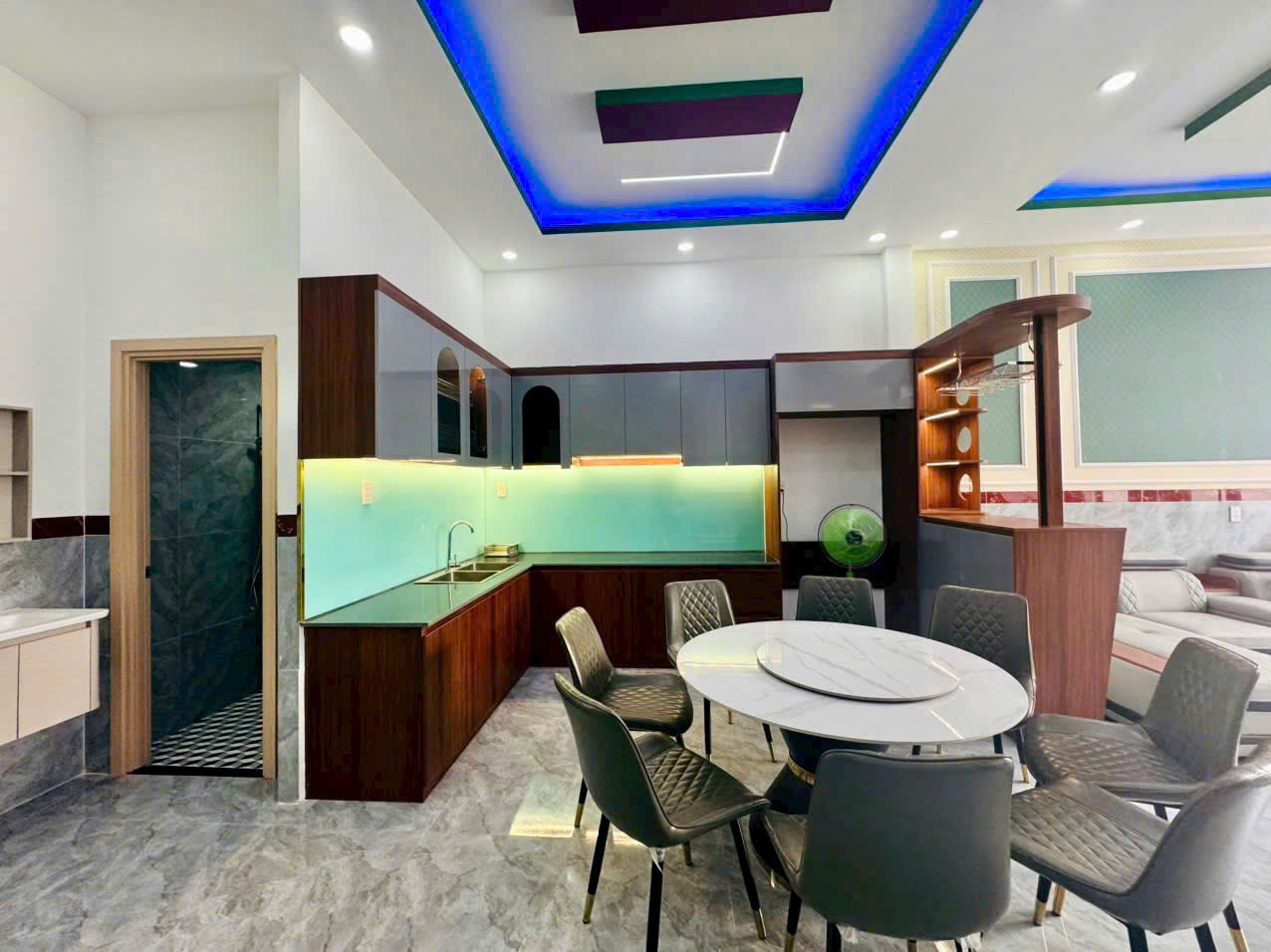 Cần Bán Căn nhà vị trí trung tâm ngã ba Mỹ Hạnh, Đức Hòa, Long An. 15980356