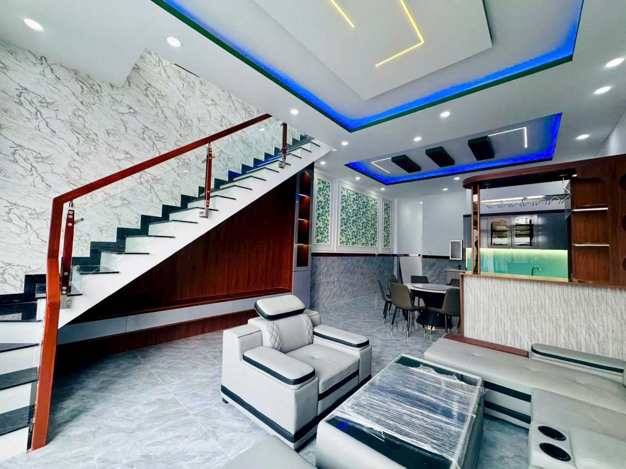 Cần Bán Căn nhà vị trí trung tâm ngã ba Mỹ Hạnh, Đức Hòa, Long An. 15980356