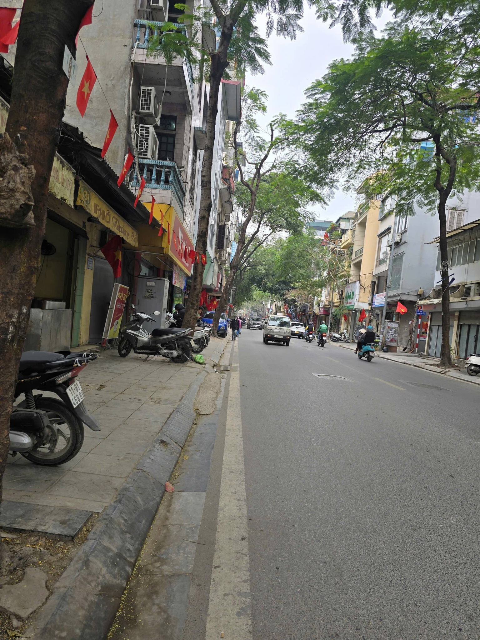 TÒA CĂN HỘ, MẶT PHỐ LINH LANG, BA ĐÌNH-VỈA HÈ-KD-Ô TÔ: 102M X7T, MT 11M, GIÁ 67,8 TỶ 15980451