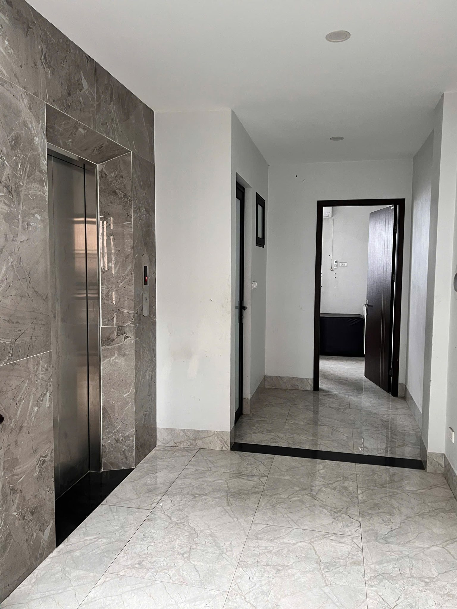 TÒA CĂN HỘ, MẶT PHỐ LINH LANG, BA ĐÌNH-VỈA HÈ-KD-Ô TÔ: 102M X7T, MT 11M, GIÁ 67,8 TỶ 15980451