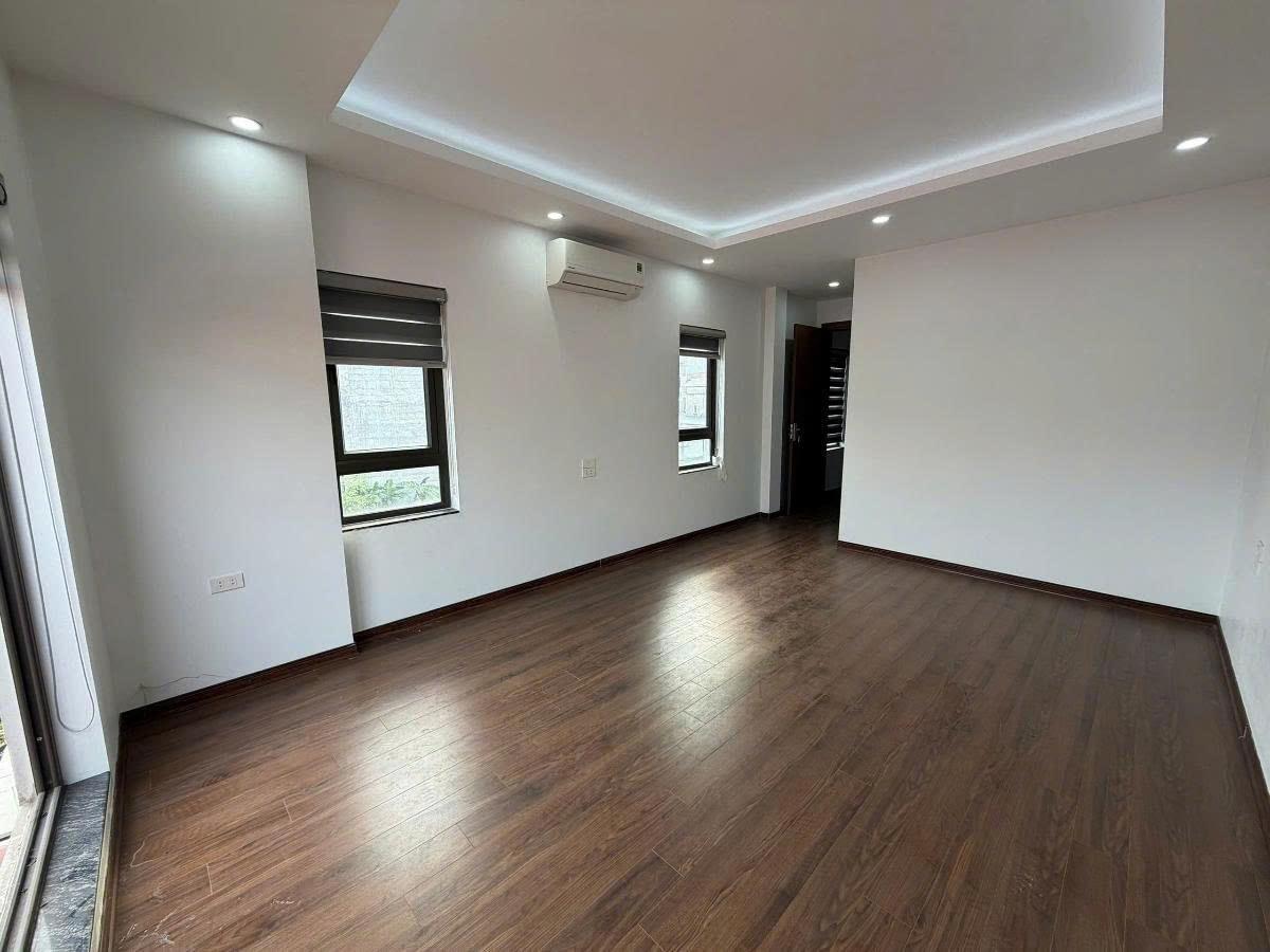 LÔ GÓC BÁT KHỐI – 6 TẦNG x 35.5m2– Ô TÔ NGỦ TRONG NHÀ – NGÕ THÔNG THOÁNG - Ở NGAY - Nhỉnh 7 tỷ 15980469