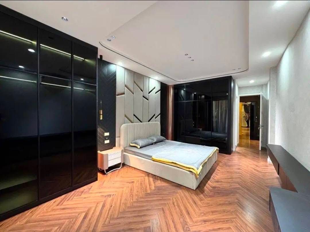 Bán nhà phố Giảng Võ, Đống Đa, ô tô đỗ cửa, kinh doanh, 5 tầng thang máy, 45m, 13.5 tỷ 15980473