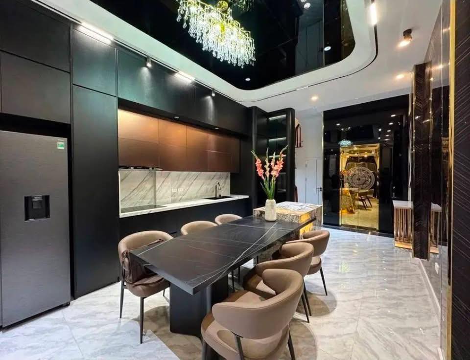 Bán nhà phố Giảng Võ, Đống Đa, ô tô đỗ cửa, kinh doanh, 5 tầng thang máy, 45m, 13.5 tỷ 15980473