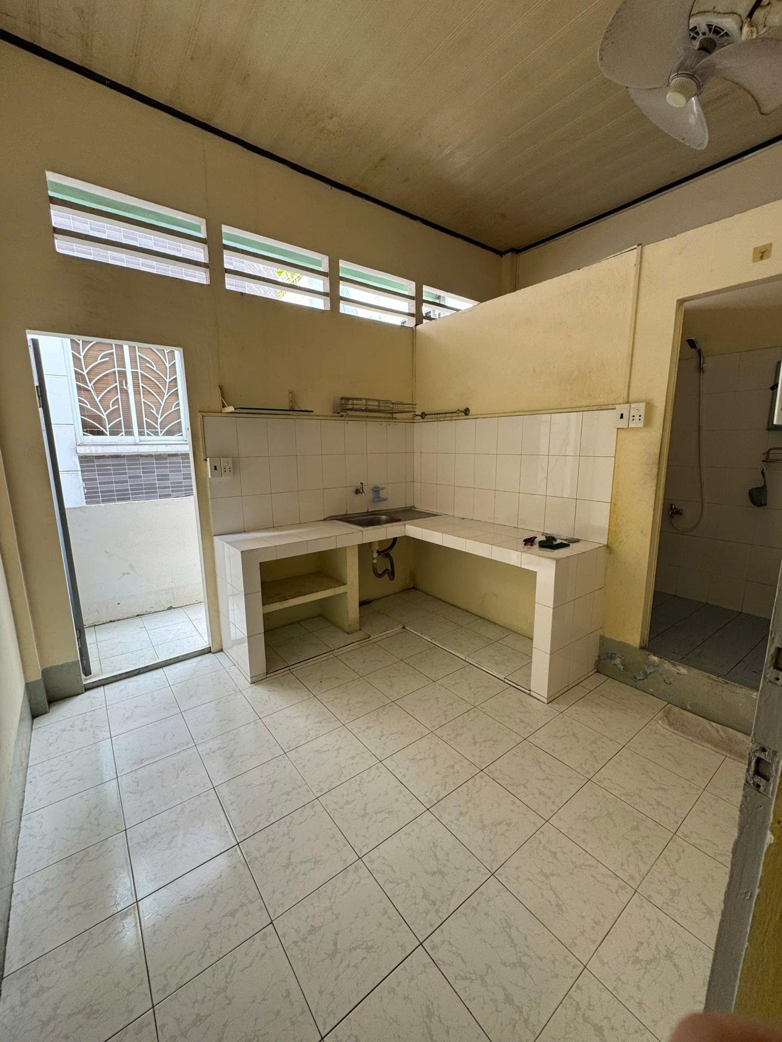 CHO THUÊ NGUYÊN LẦU 1 – HẺM VẠN KIẾP, BÌNH THẠNH 15980474