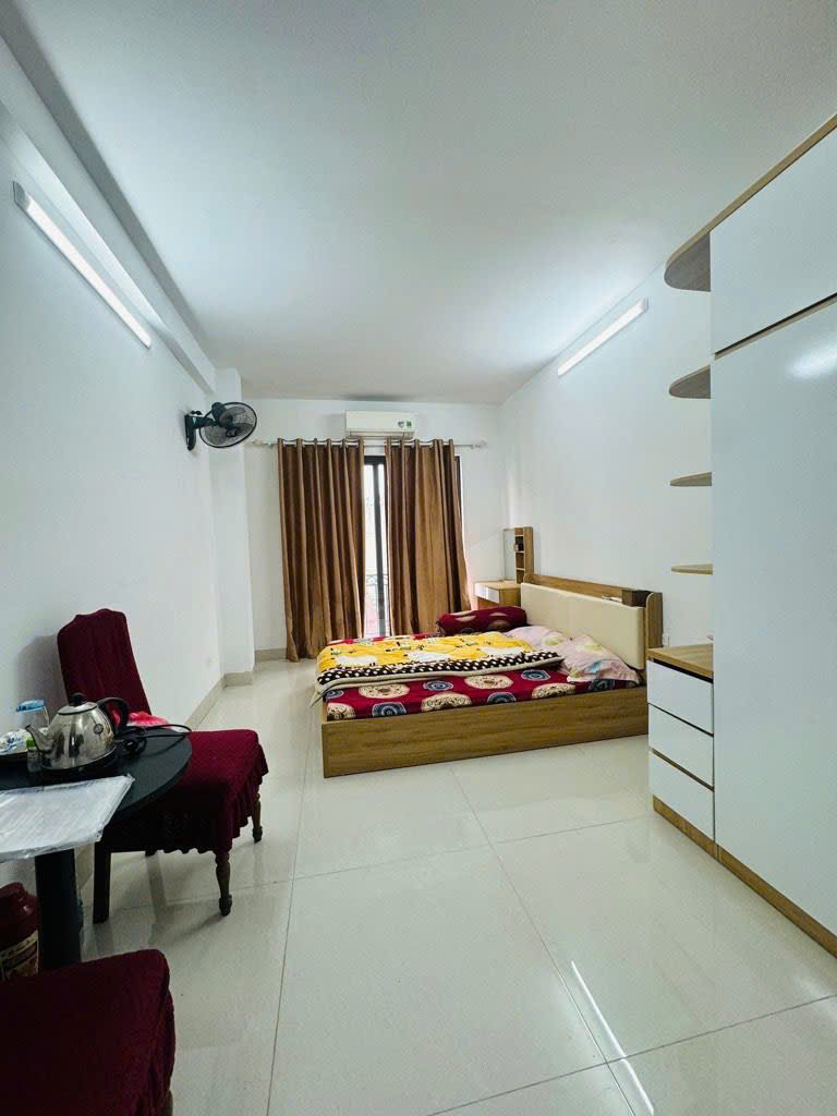 Nhỉnh 13t , 5 tầng thang máy,cách 1 nhà ra mặt phố Ngọc Lâm , cực hiếm nhà bán,dân xây Btct chắc 15980477