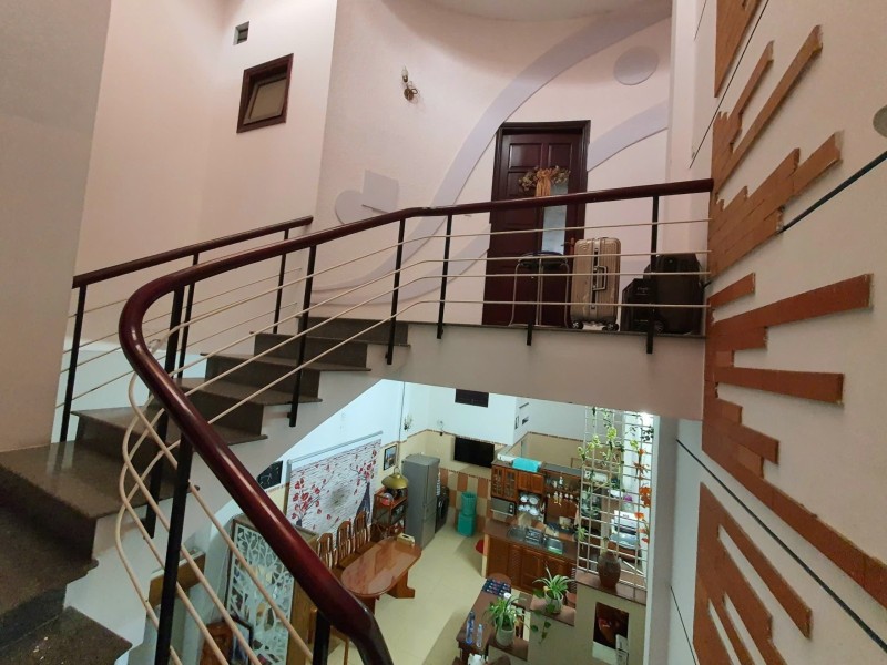 ♥ Sau lưng MT Hoàng Diệu, 89m2, 2 tầng mê lệch cứng đẹp thoáng, 6.x tỷ 15980481