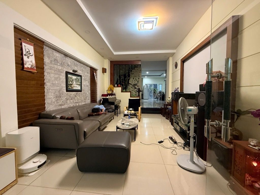 Nguyễn thị thập 135 m2, giá 20 tỷ Tân Thuận Quận 7 15980492