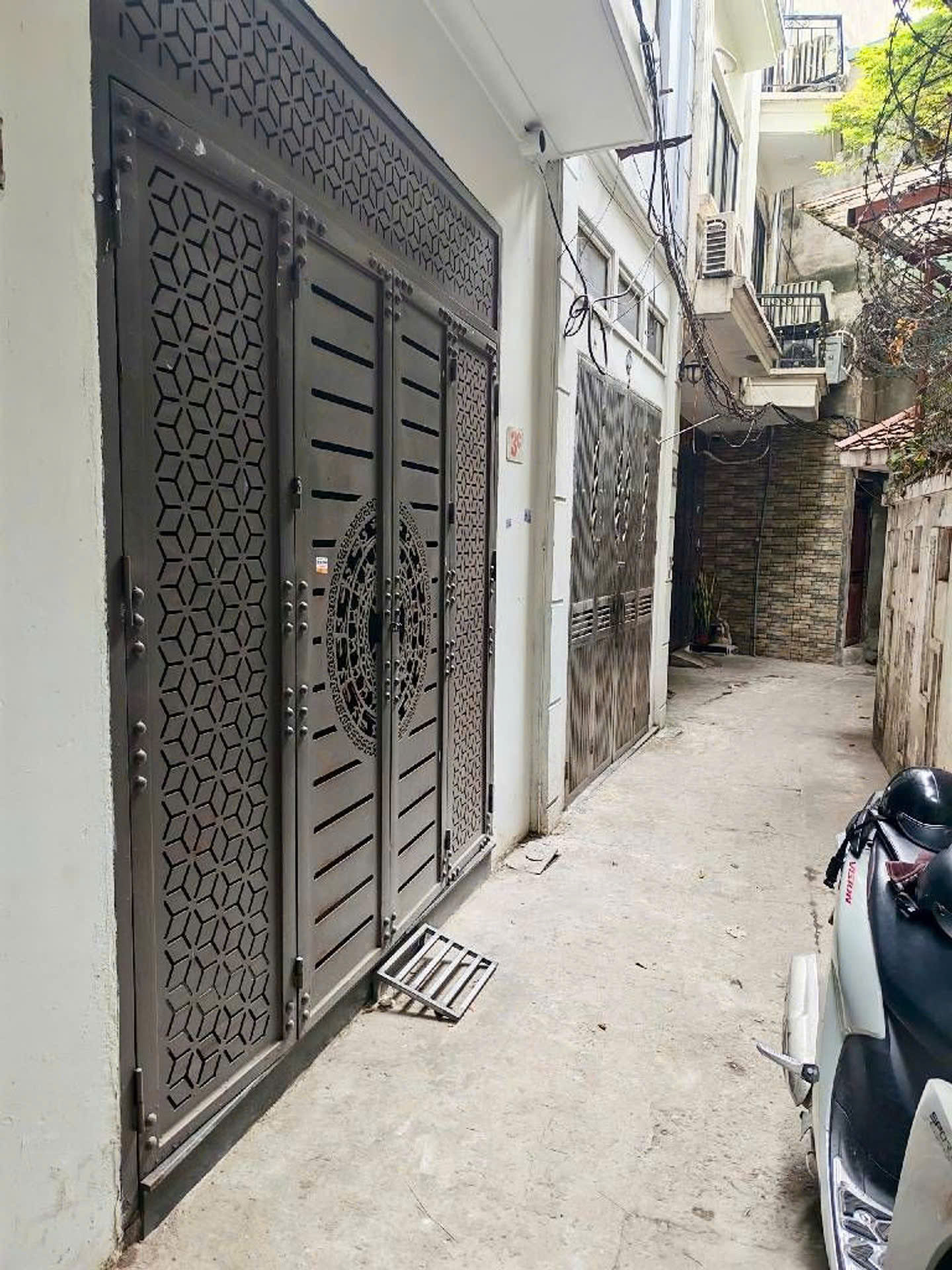 NHÀ KHƯƠNG TRUNG – 8 PHÒNG NGỦ – NGÕ NÔNG GẦN NGÃ TƯ SỞ 15980508