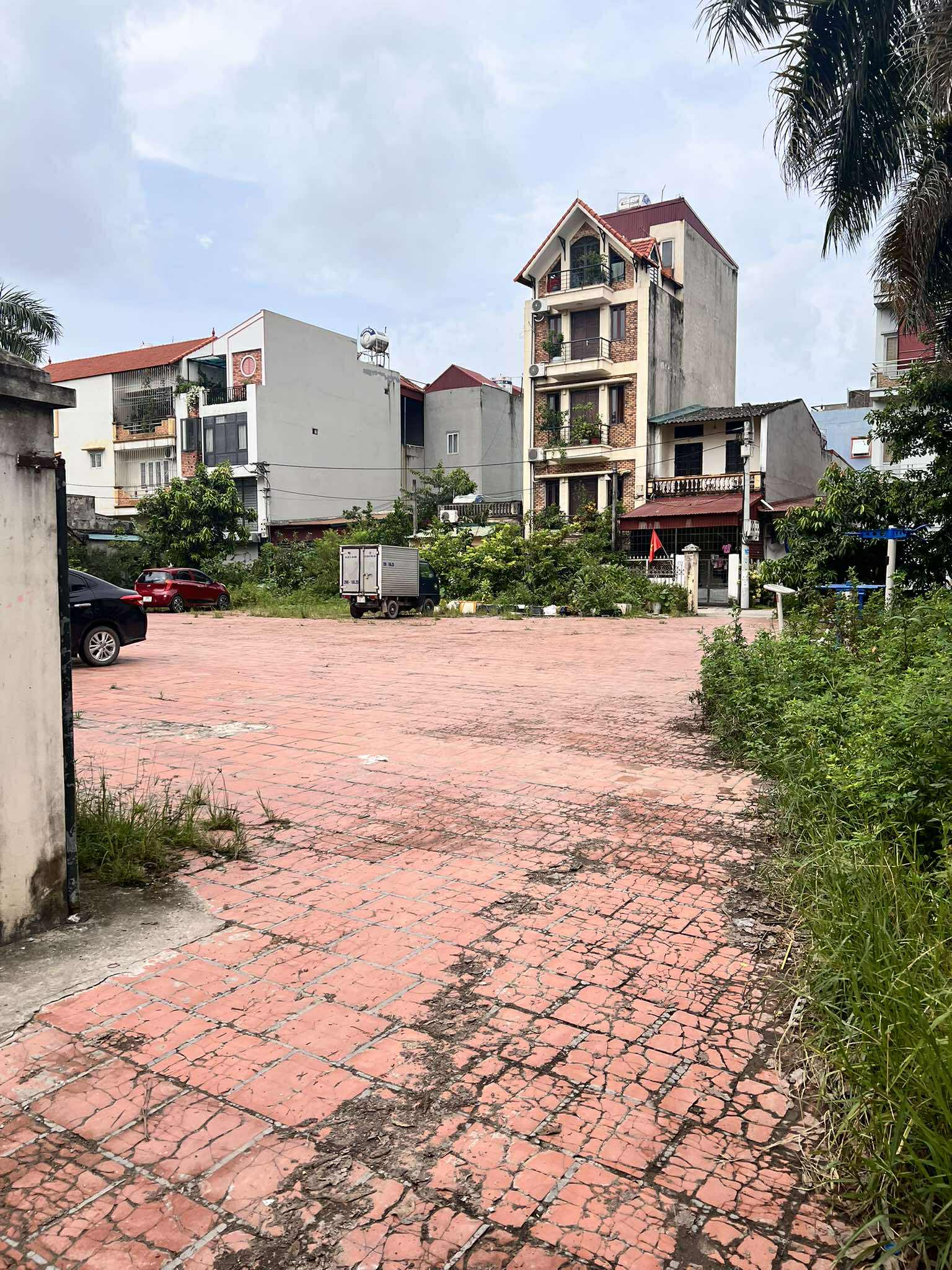 CHÍNH CHỦ CẦN BÁN 34,6 M2 ĐẤT TRÂU QUỲ - GIA LÂM, GIÁ NHỈNH 5 TỶ, LH 0985865658 15980524