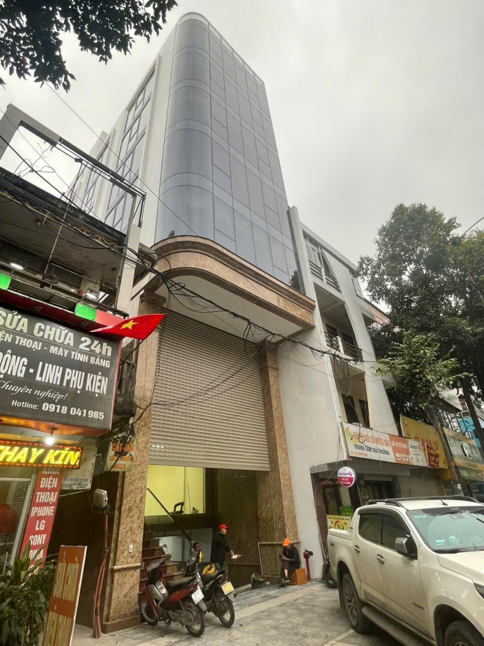 Bán tòa nhà Văn Phòng 8 tầng mặt phố Quang Trung Dt 146m2. Lô góc 3 mặt. Giá 75 tỷ 14998943