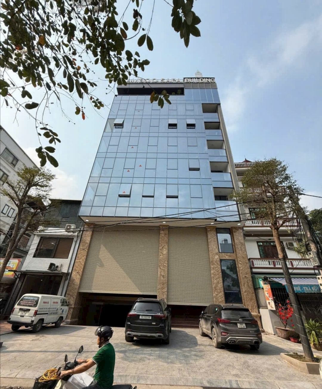 Bán toà nhà VP 9 tầng mặt phố Vũ Tông Phan Dt 226m2 Mt 11m. Giá 120 tỷ 14812569