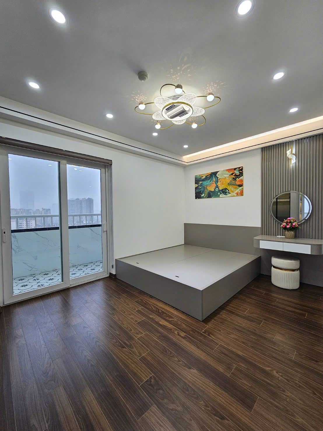 Bán nhà mặt ngõ Hoàng Quốc Việt phù hợp làm văn phòng 15980624