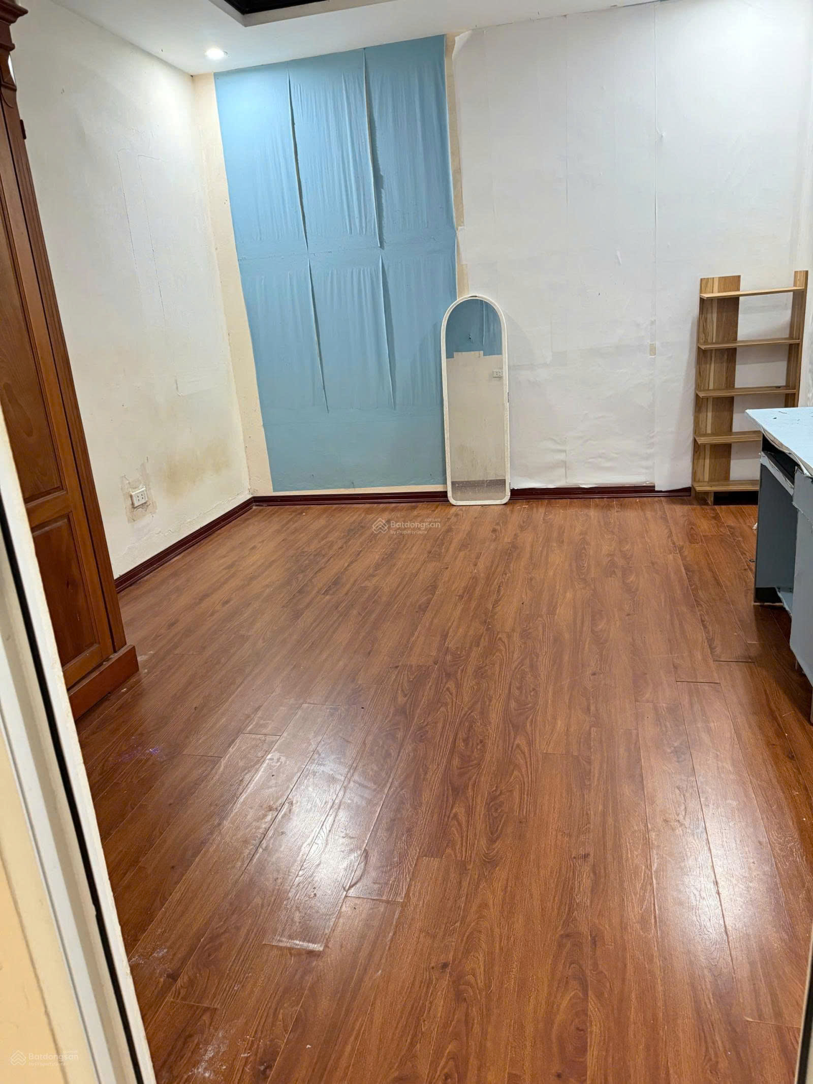 Cho thuê nhà nguyên căn Yên Lãng, 70m2 x 3 tầng, 3 ngủ, 2 vệ sinh, 12 triệu 15980696