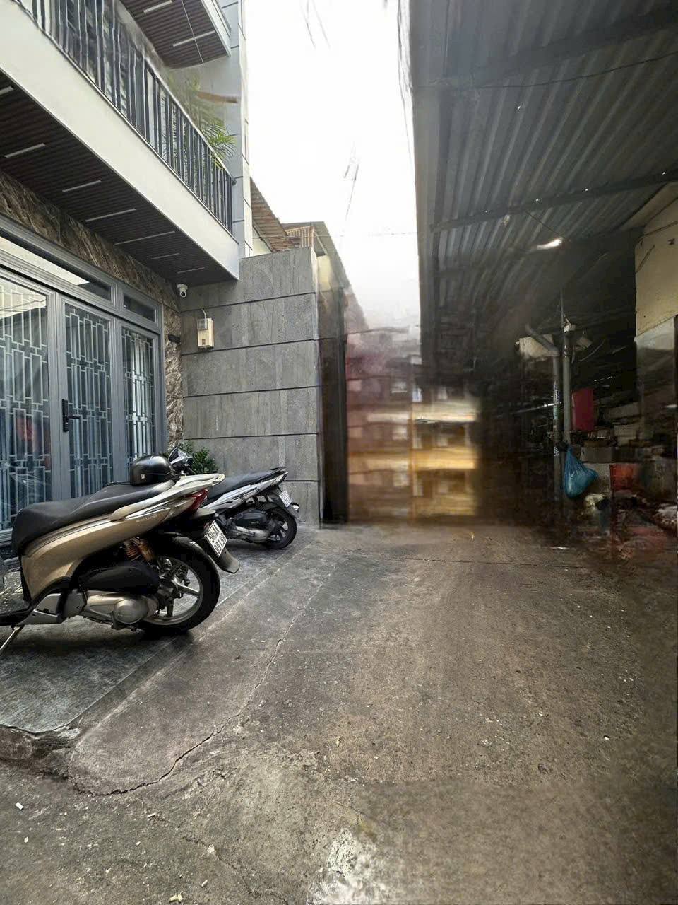 NHÀ QUẬN 7 GẦN LOTTET MART - KẾ BÊN CHỢ TÂN QUY, QUẬN 7 - 6,2 TỶ 15980733