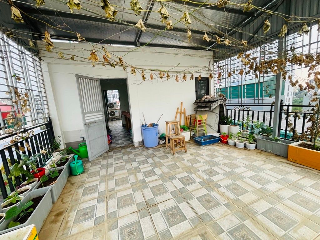 bán tòa CCMN xuân thủy 60m x7 tầng thang máy 18,9 tỷ 20m ra phố 11 phòng 15980836