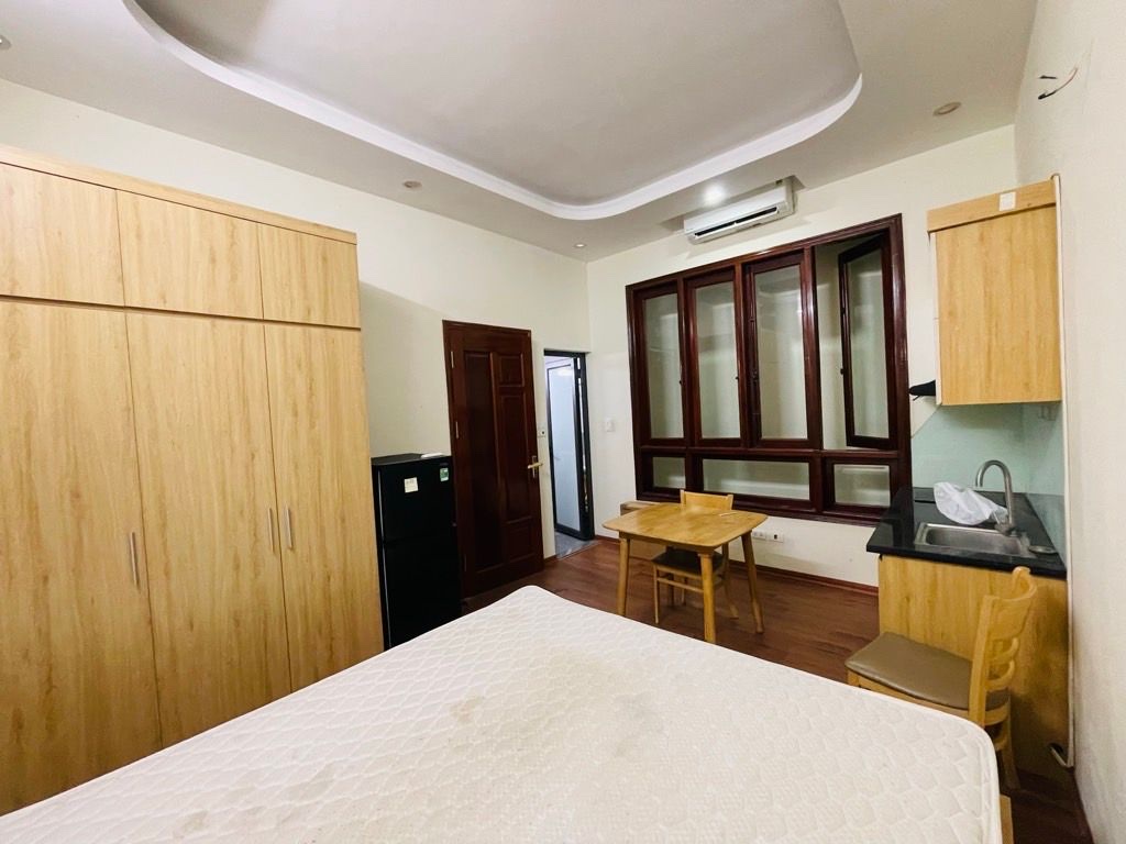 bán tòa CCMN xuân thủy 60m x7 tầng thang máy 18,9 tỷ 20m ra phố 11 phòng 15980836