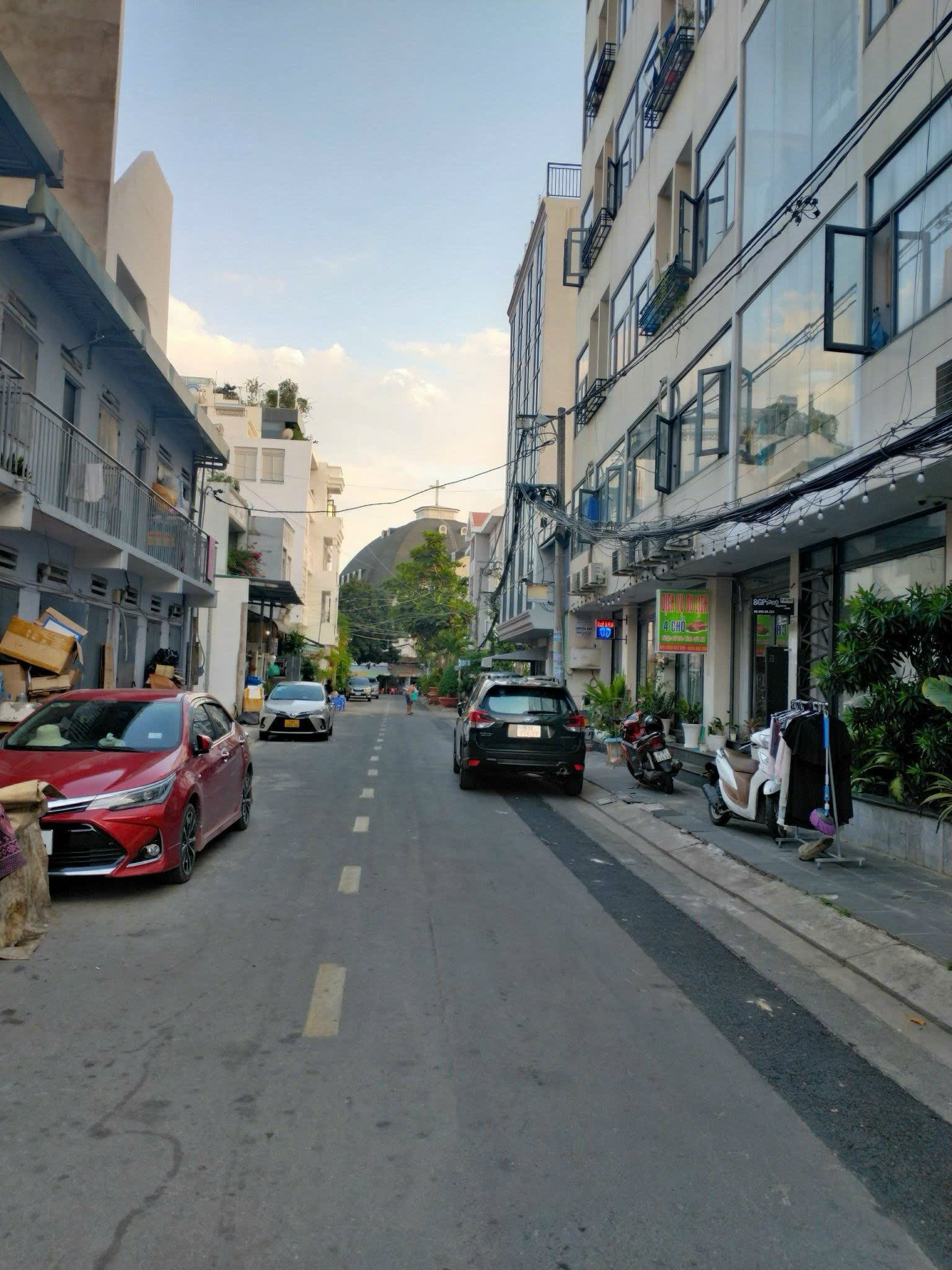 Bán Biệt thự cũ tiện xây mới   duong Nguyễn Ư Dĩ, Thảo Điền , quận 2 15980942