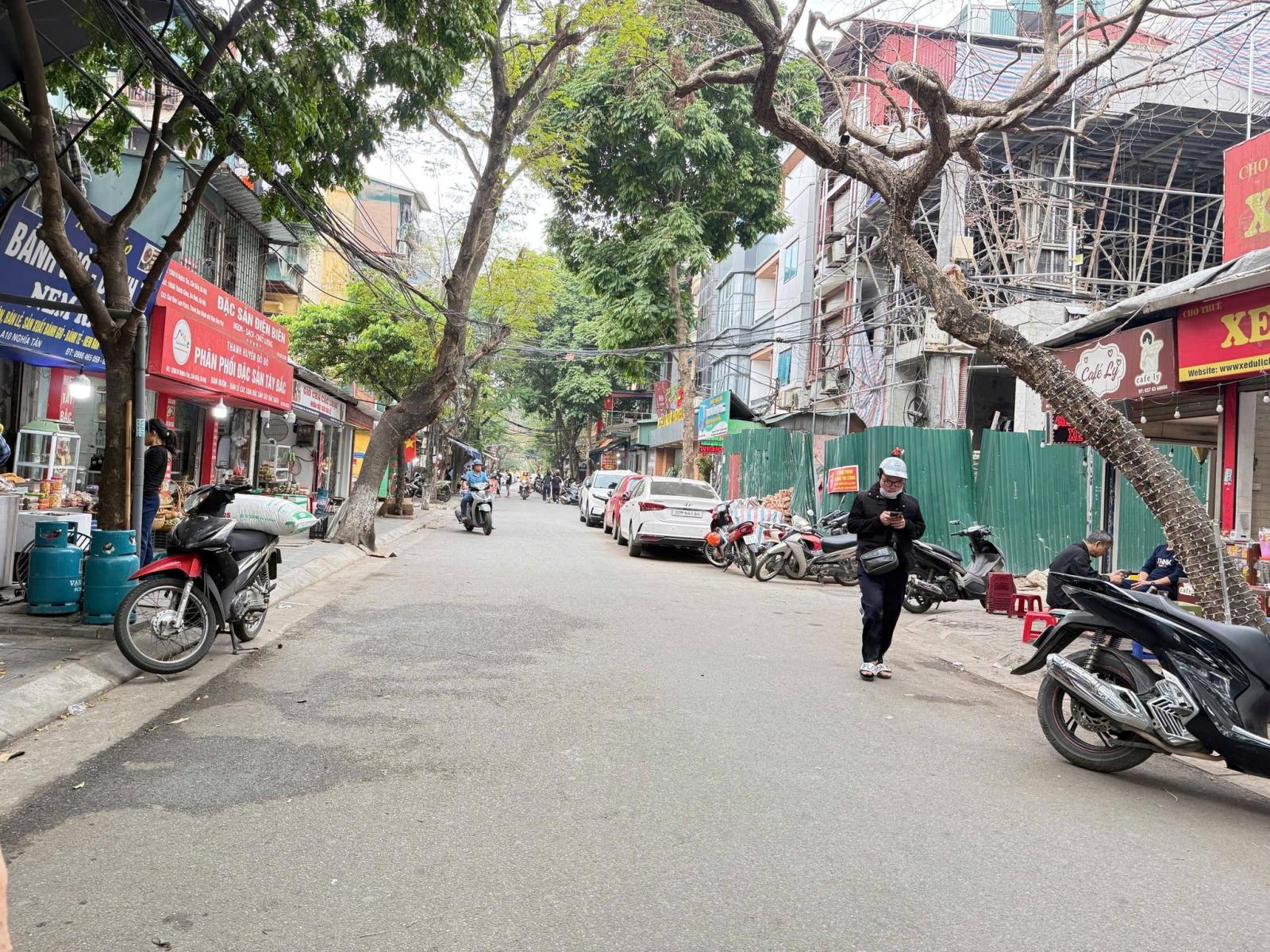 NHÀ NGÕ 385, HOÀNG QUỐC VIÊT, CẦU GIẤY-VỈA HÈ-KD-Ô TÔ: 46/56M X3T, MT 3,8M, GIÁ 23,8 TỶ
 15981011