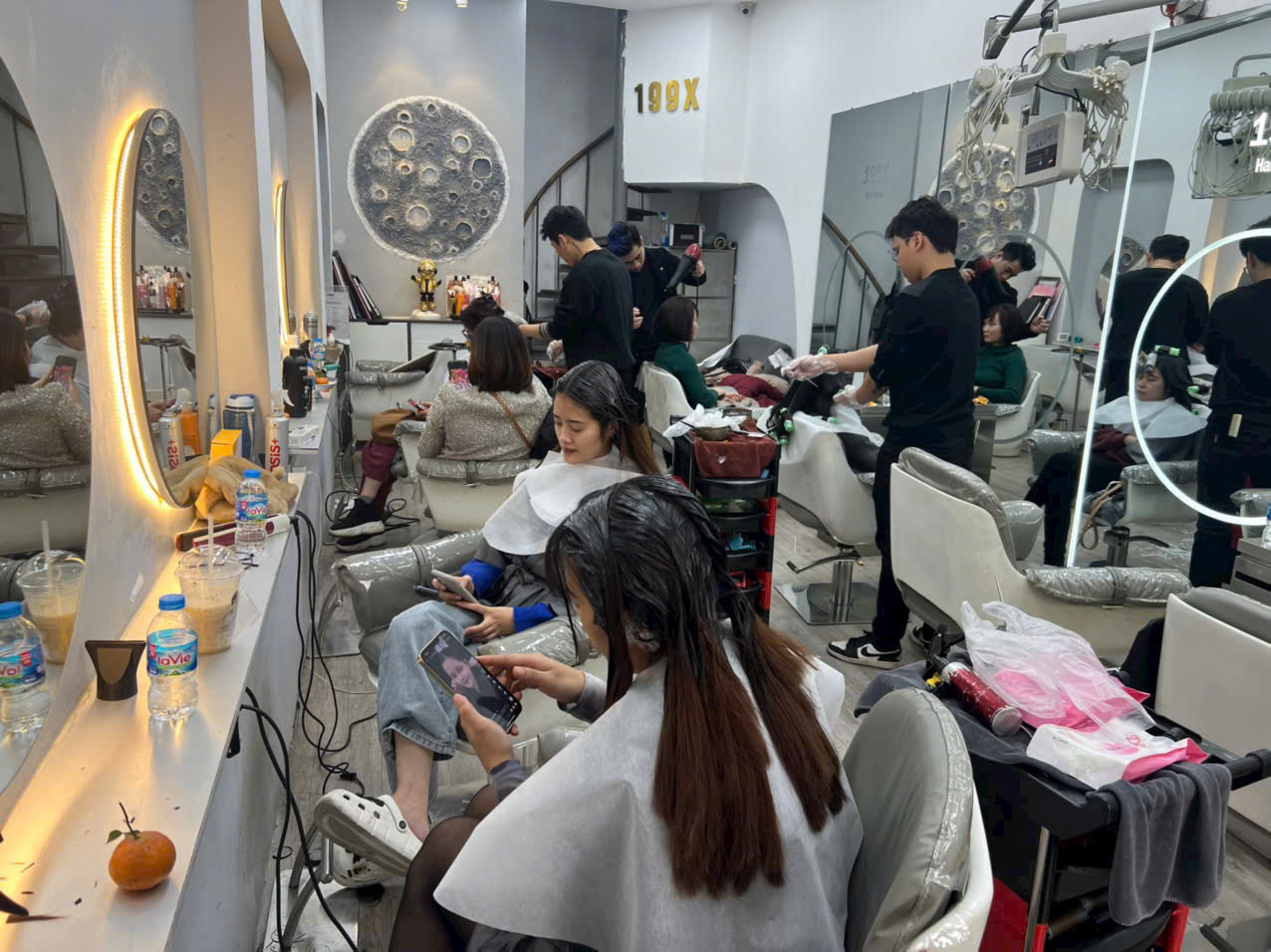 SANG NHƯỢNG SALON TÓC – MẶT PHỐ TRẦN ĐẠI NGHĨA, HAI BÀ TRƯNG 15981015