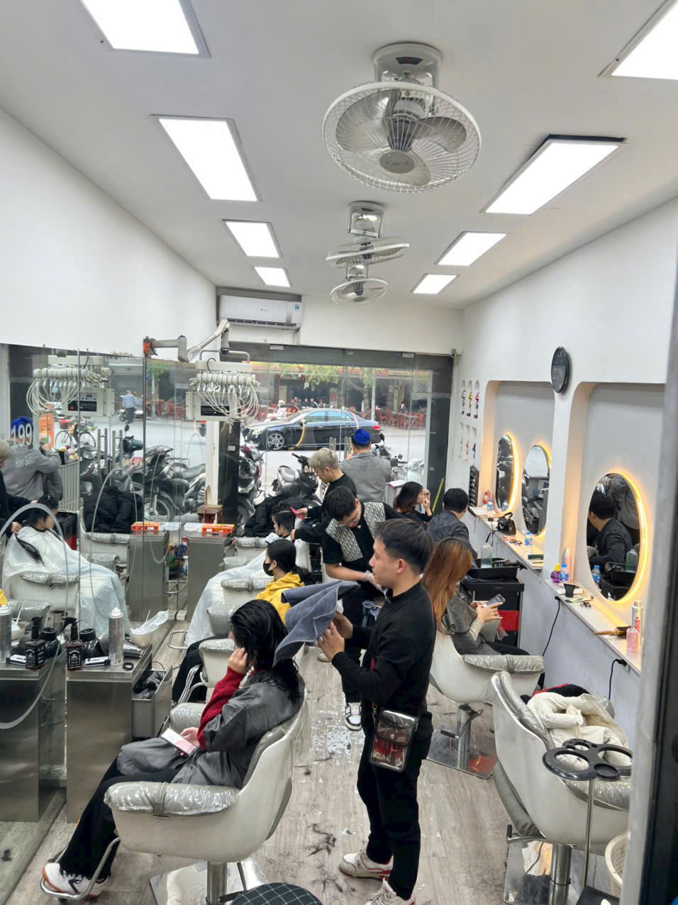 SANG NHƯỢNG SALON TÓC – MẶT PHỐ TRẦN ĐẠI NGHĨA, HAI BÀ TRƯNG 15981015