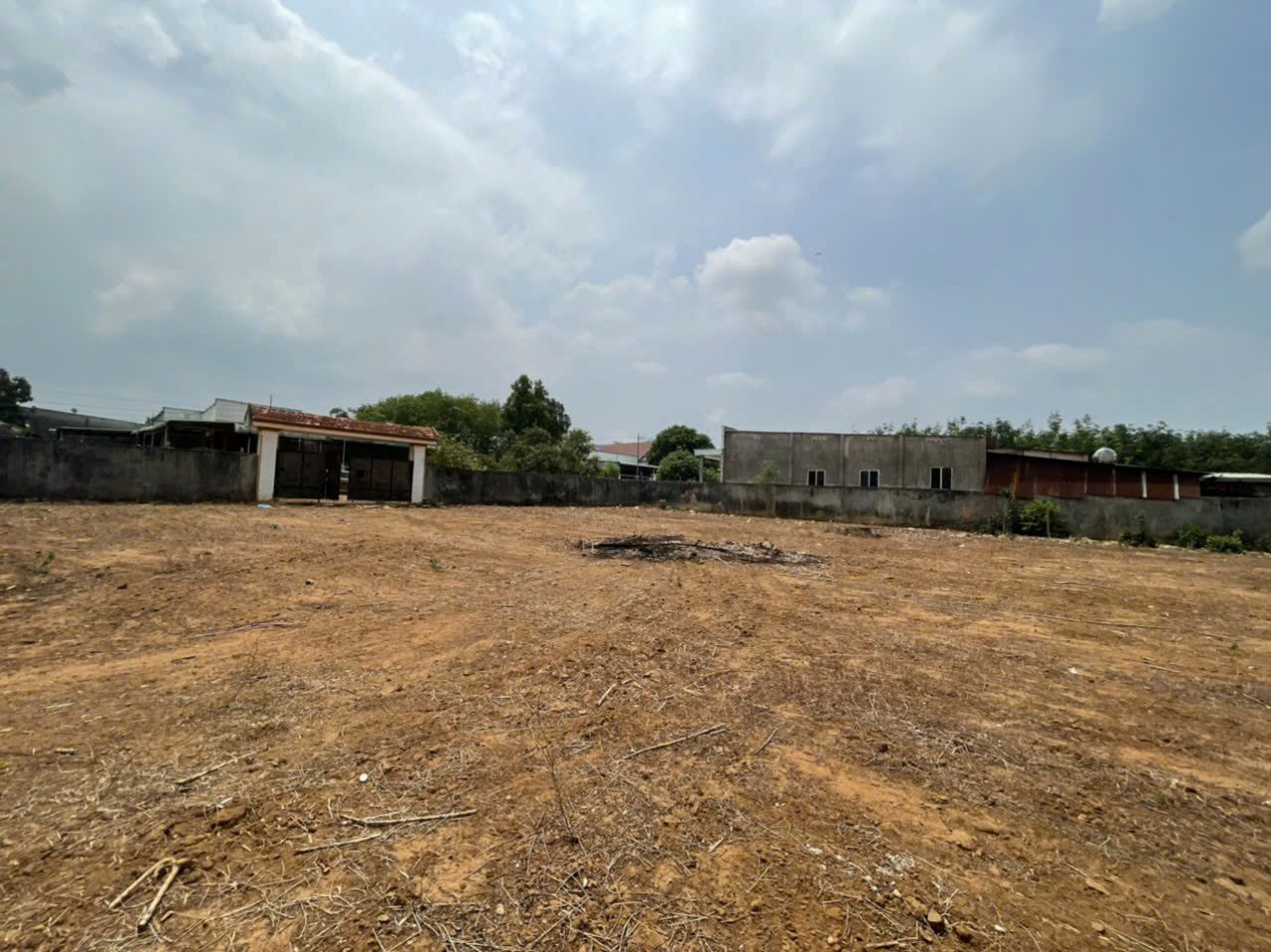 CHÍNH CHỦ bán đất Bàu Cạn, Long Thành, Đồng Nai- 4.381m2, có 300m thổ cư, còn lại là CLN 15981029