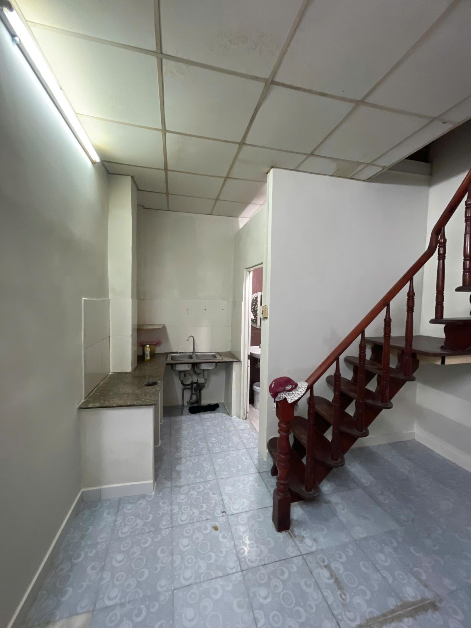 CHO THUÊ NHÀ NGUYÊN CĂN HUỲNH VĂN BÁNH – PHÚ NHUẬN 15981046