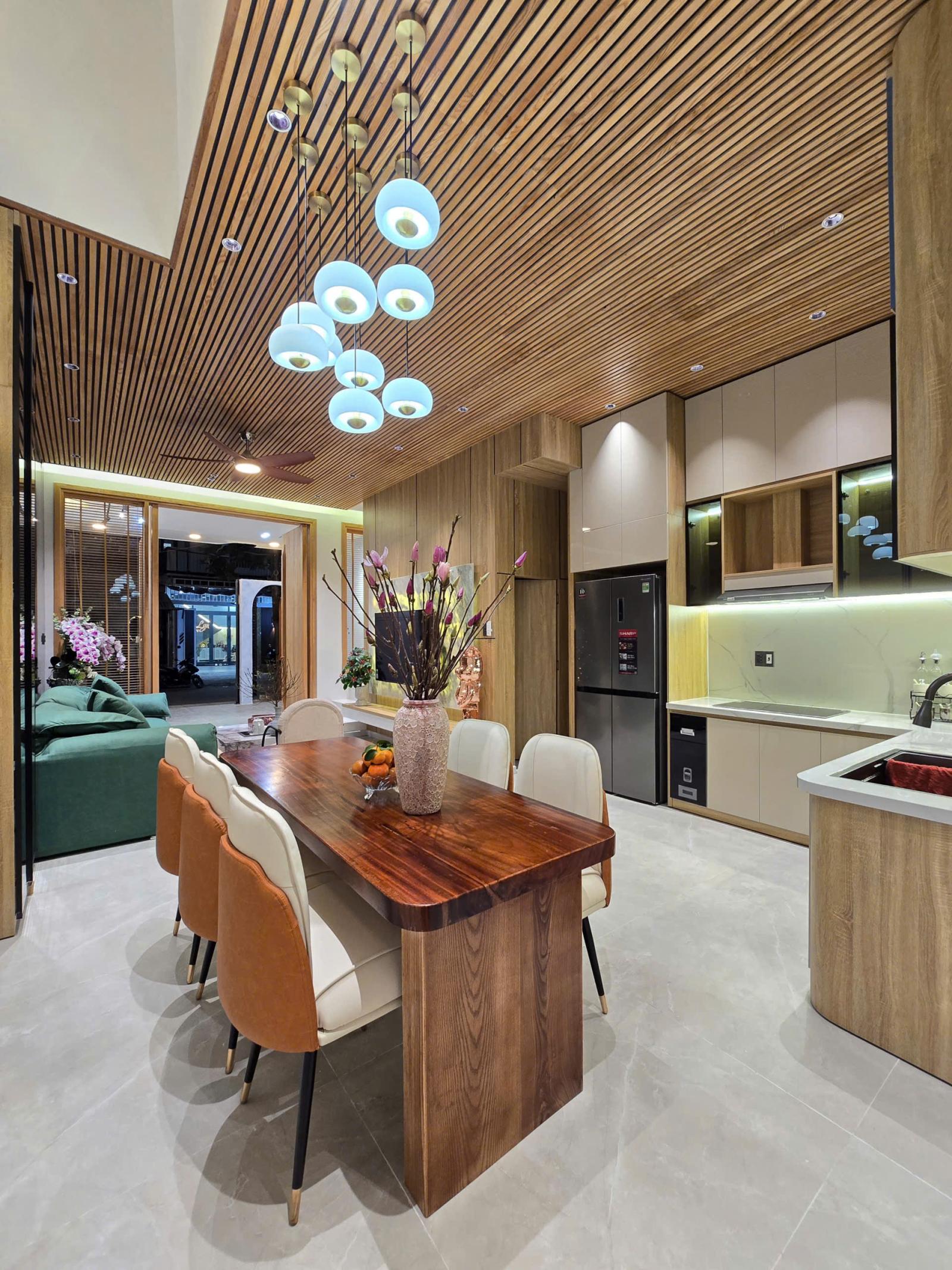 🔴💥SIÊU PHẨM NHÀ MỚI 3 TẦNG ĐƯỜNG LÊ THIỆT– SÁT BIỂN -FULL NỘI THẤT 15981066