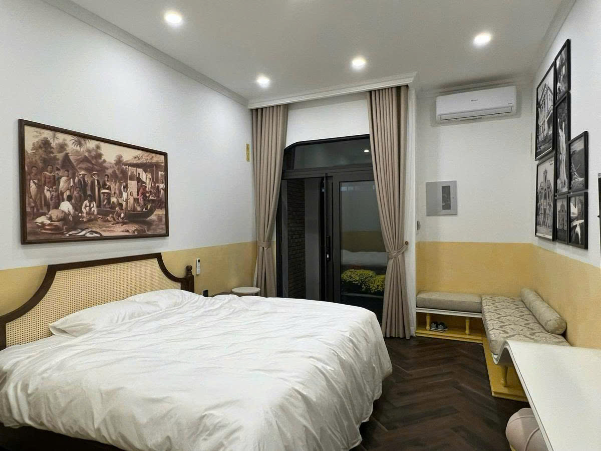 Cực hiếm! Bán nhà phân lô Lý Nam Đế, 36m2, 5 tầng, nhỉnh 17 tỷ, ô tô đỗ cửa, kinh doanh 15981092