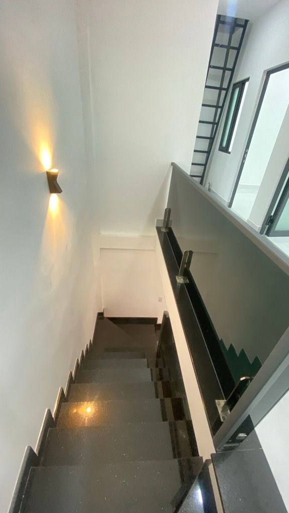 TÂN SƠN NHÌ – HẺM TẢI TRÁNH THÔNG – NHÀ MỚI 2 TẦNG – 60M NỞ HẬU – NHỈNH 7 TỶ 15981110