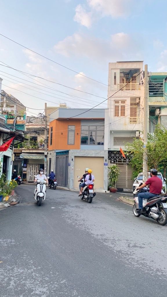 TÂN SƠN NHÌ – HẺM TẢI TRÁNH THÔNG – NHÀ MỚI 2 TẦNG – 60M NỞ HẬU – NHỈNH 7 TỶ 15981110