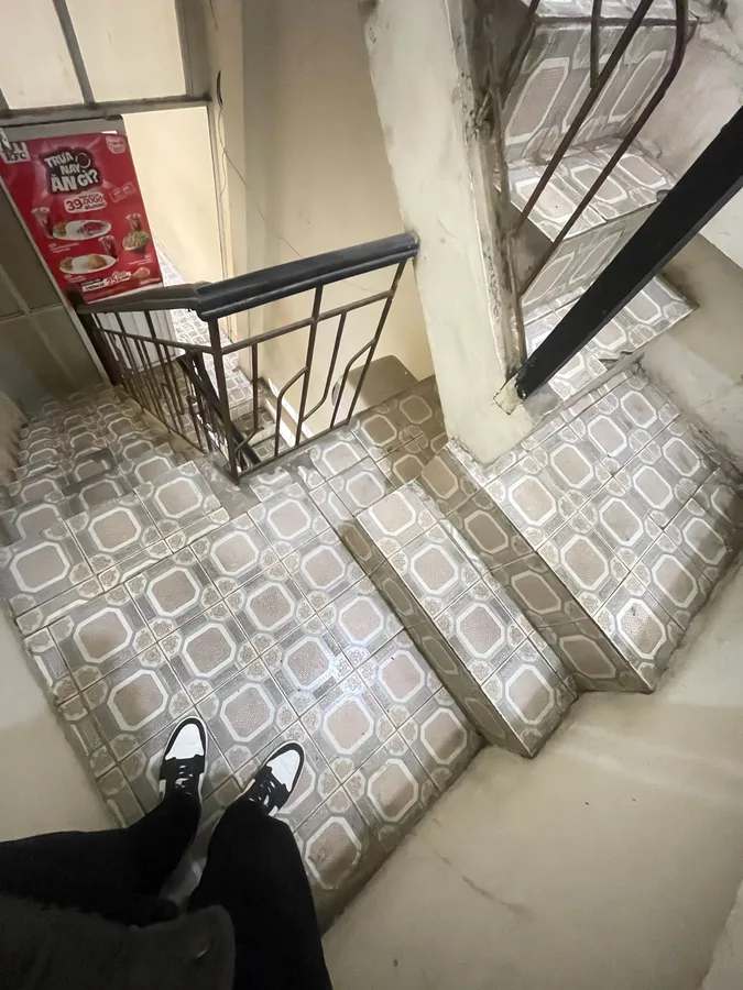 Cần bán mặt bằng kinh doanh Lĩnh Nam - 18m2 nhỉnh 5 tỷ - sổ riêng - phân lô ô tô- vỉa hè 15981142