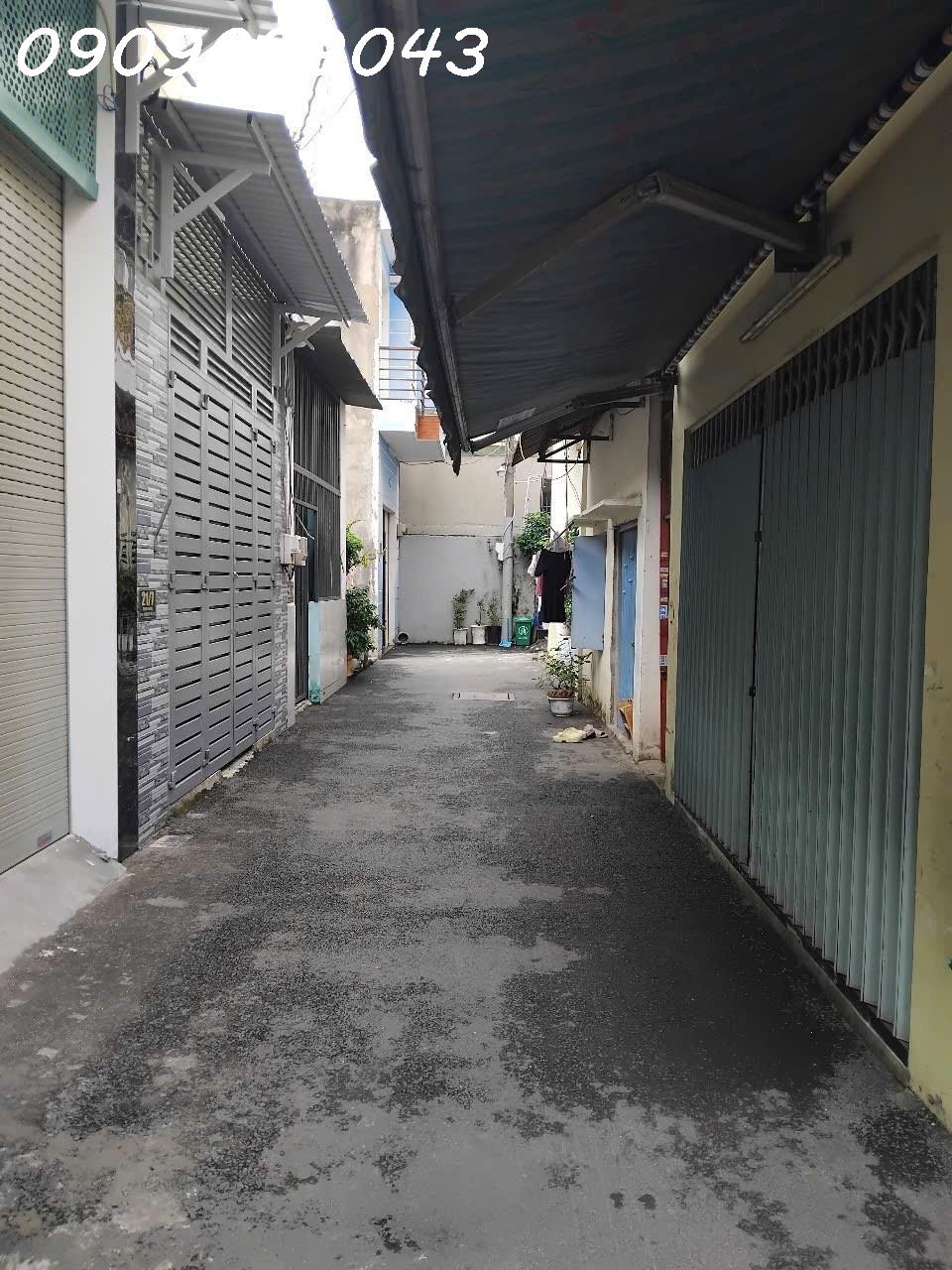 CHỦ NHÀ GẤP BÁN-ĐÔNG HƯNG THUẬN Q12
GIÁP PHẦN MỀM QUANG TRUNG.PAN HỮU ÍCH 15981167