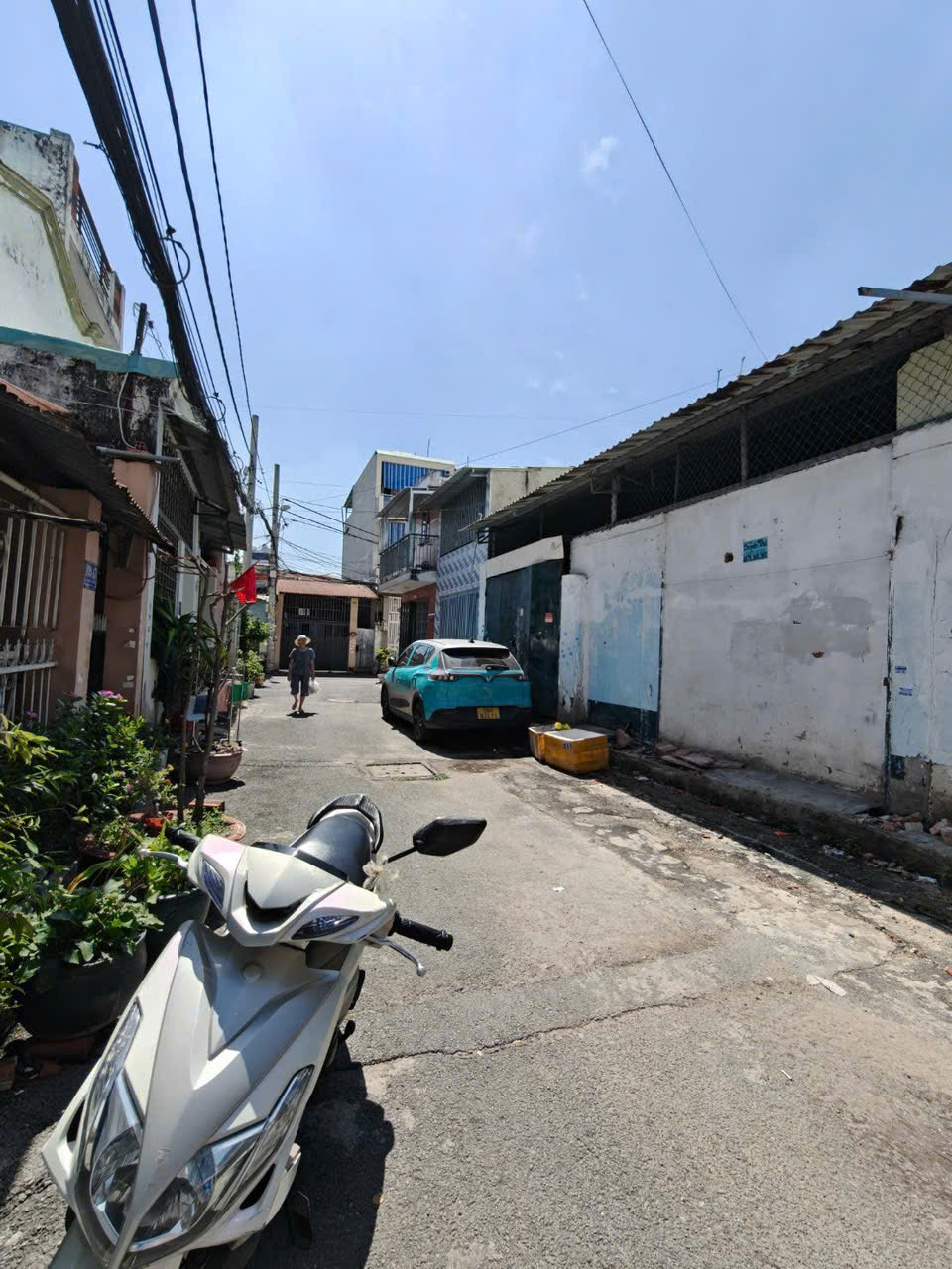 NHÀ ĐẸP MT HẺM 7M THÔNG HÀ ĐẶC, TRUNG TÂM TRUNG MỸ TÂY – CHỈ 4,5 TỶ 15981186