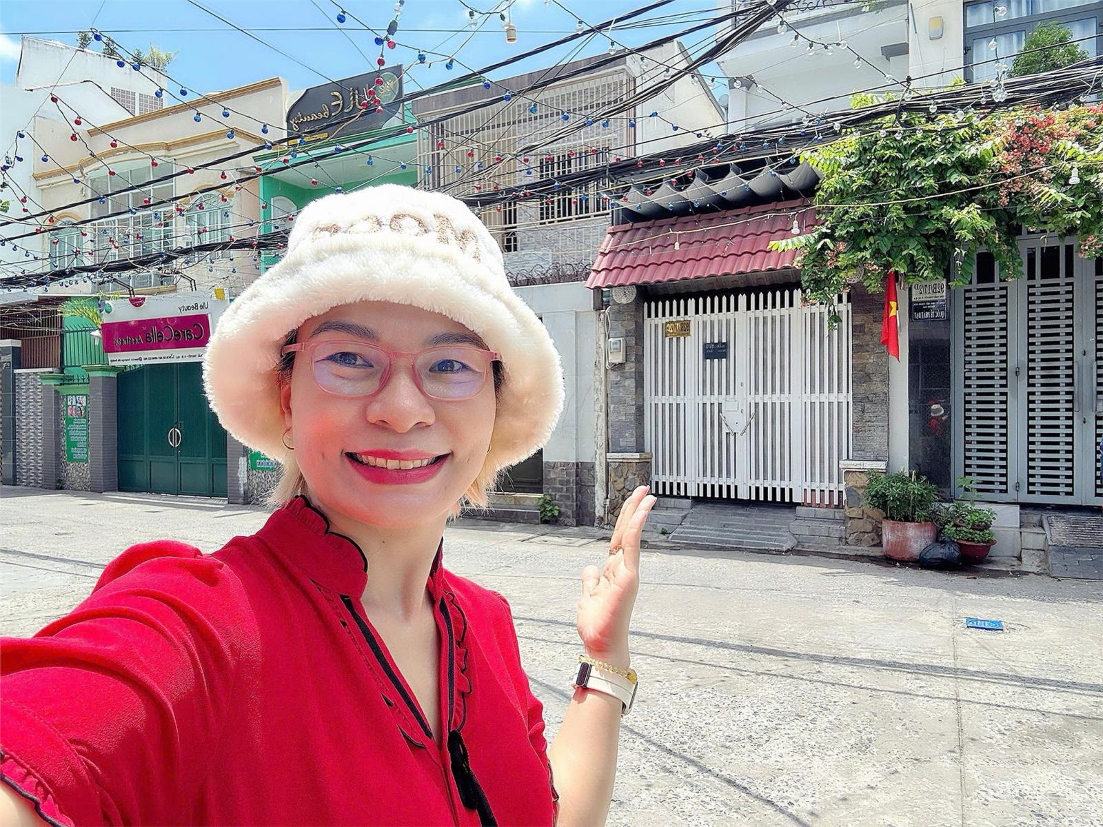 SANG TÊN CHỦ MỚI QUẢN LÝ CHDV 3 TẦNG - BÁN NHÀ MẶT TIỀN HẺM XE HƠI NGỦ TRONG NHÀ - KHU VIP NHÀ THỜ 15981203