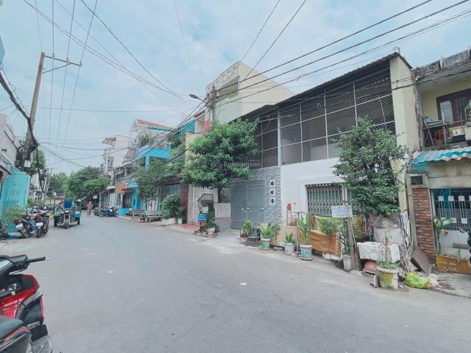 Bán nhà HXH 6m tại đường Nguyễn Văn Lượng. DT 4,14x16 (CN 68 m2). Nở hậu 4,46, giá cực tốt 7,8 tỷ 15981233