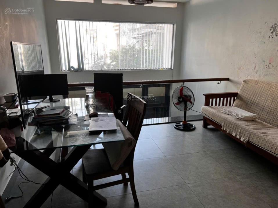 Bán nhà HXH 6m tại đường Nguyễn Văn Lượng. DT 4,14x16 (CN 68 m2). Nở hậu 4,46, giá cực tốt 7,8 tỷ 15981233